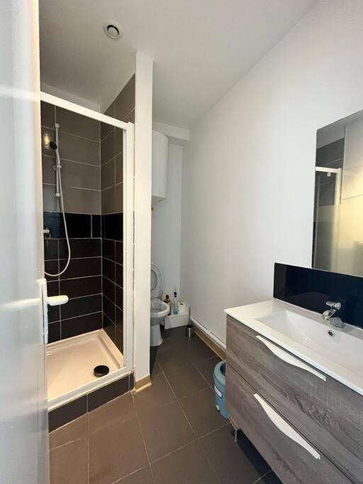 Studio En Plein Centre De Brest Apartman Kültér fotó